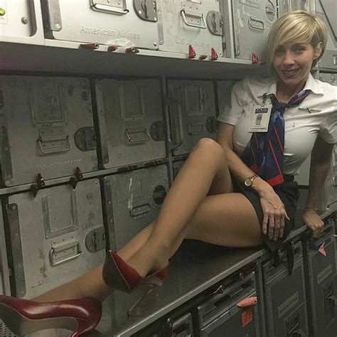 Pin By Don Swenzon On Stewardesses And Airhostesses Sexy Flight