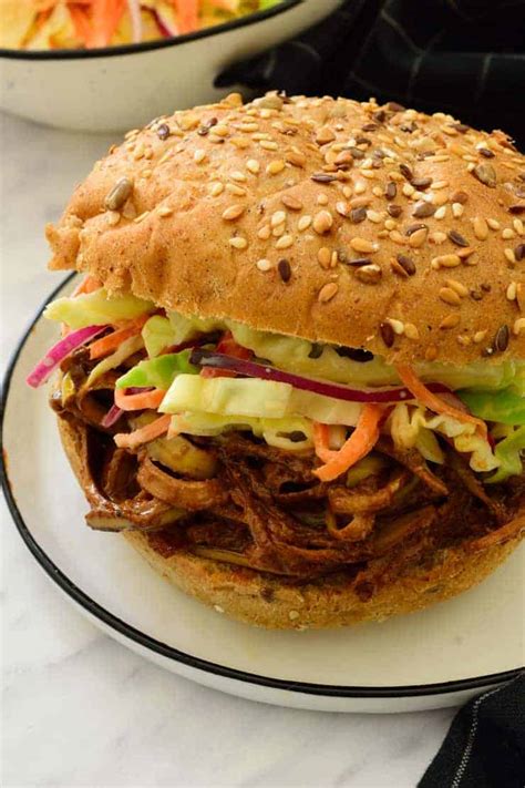 banana peel vegan pulled pork sandwich the stingy vegan