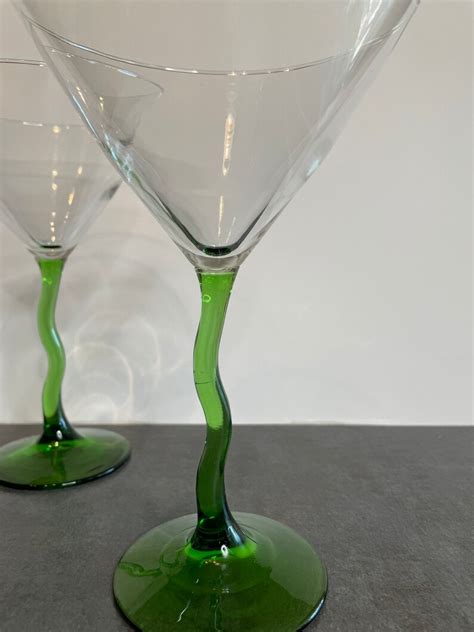 Set Of 2 Vintage Wavy Or Z Stem Martini Glasses Zig Zag Green Etsy