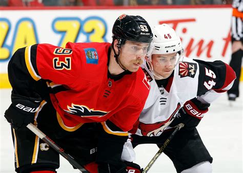 Official fan page of irish professional cyclist sam bennett. Calgary Flames: Sam Bennett shaves his Lanny-esque moustache