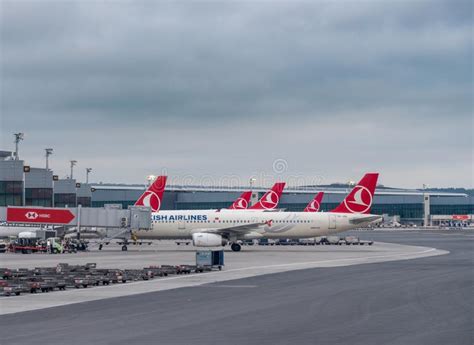 Nuevo Aeropuerto De Estambul En Turqu A Foto De Archivo Editorial