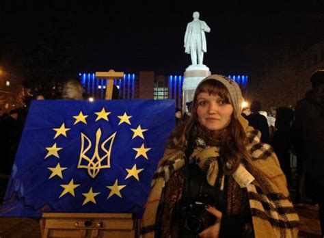 Українці про Майдан безглуздя яке було потрібне Bbc News Україна
