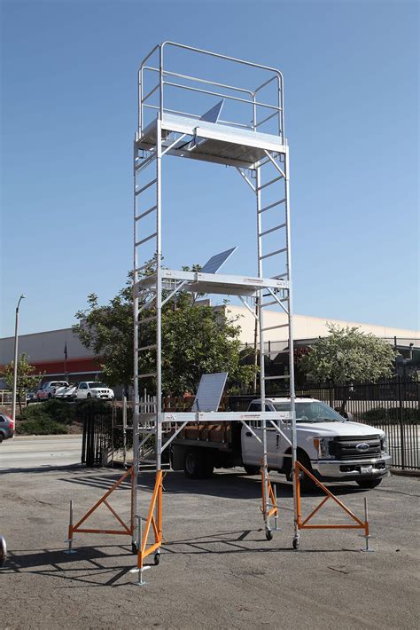 Buy CBM Scaffold Aluminum Scaffold Rolling Tower W Guard Rails And Outriggers Steel