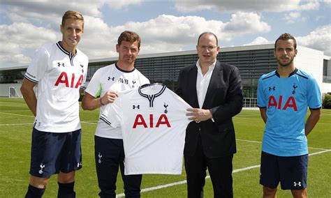 Tottenham Announce Aia Sponsorship Daily Mail Online