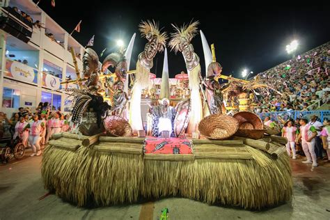 Mangueira é a campeã do carnaval 2019 do Rio Carnaval 2019 no Rio de