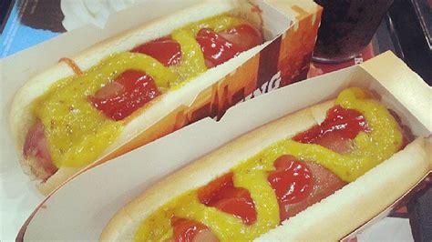 This Is Why Burger King Hot Dogs Were A Major Flop