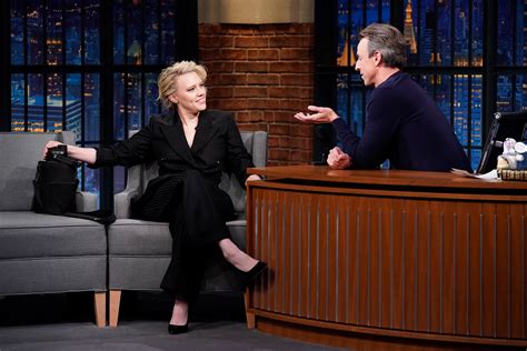Kate Mckinnon Talks To Seth Meyers About Hosting Snl For The First Time Nbc Insider
