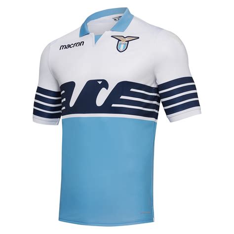 La società sportiva lazio, popularmente conocida como la lazio, es un club deportivo de italia, de la ciudad de roma. Camiseta Lazio 2018-19, el regreso de la Maglia Bandiera