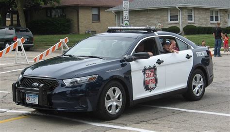 Wisconsin State Patrol In St Francis Days Parade A Photo On Flickriver