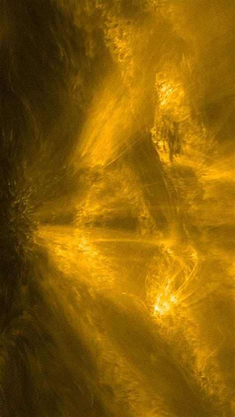 Space Porn On Twitter The Solar Orbiter Spacecraft Released Its Closest Images Of The Sun