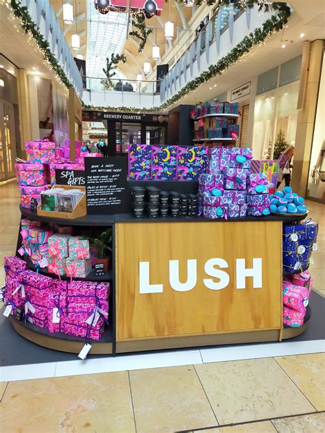 Lush Announce Destinations For Christmas Ts Pop Up Tour We Are Lush