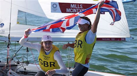 olympics sailing mills and mcintyre win gold for britain in women s 470 class