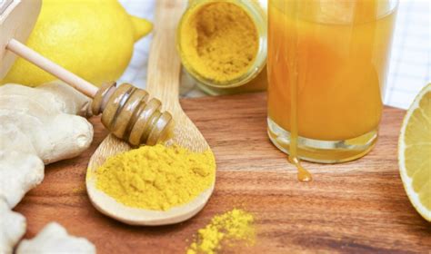 Tác dụng phụ đáng sợ của cà rốt ai ăn cũng cần cảnh giác; Curcumin chữa dạ dày - Dấu hiệu của bệnh ung thư dạ dày ...