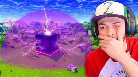 The Cube Has Activated In Fortnite Season 6 Youtube