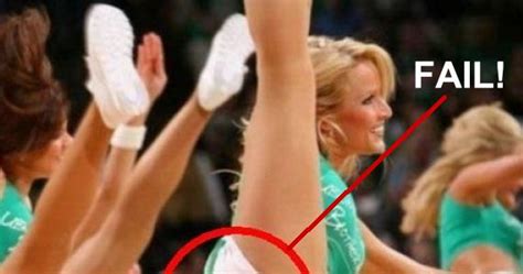 This Is What Happens When Cheerleaders Lose All Sense Of Coordination Style And Grace Epic