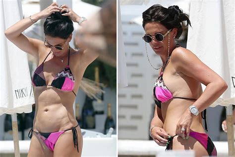 Danielle Lloyd Shows Off Her Abs In A Pink Bikini As She Parties In Ibiza The Scottish Sun