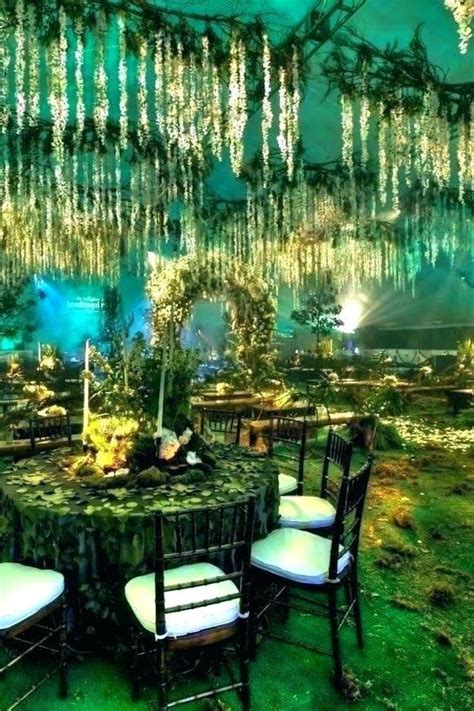 Your wedding planner can assist you in coming up with menu ideas, nailing down exactly what you envision in your enchanted forest dream wedding, give you ideas on decor and colors, and probably ask you a gazillion other questions that you would never have thought of on your own. 25 Beautiful Enchanted Forest Wedding Ideas - Weddingomania