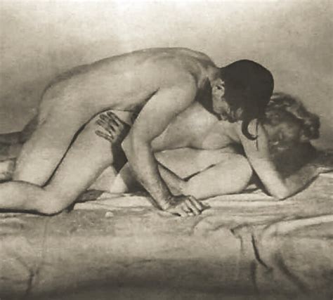 Old Vintage Sex Vulgar Threesome Circa 1930 12 Pics Xhamster