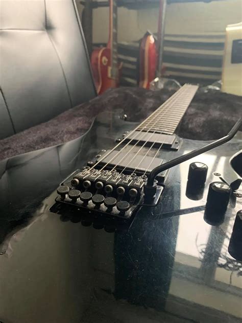 How To Set Up Floyd Rose Tremolo Guitar Skills Planet