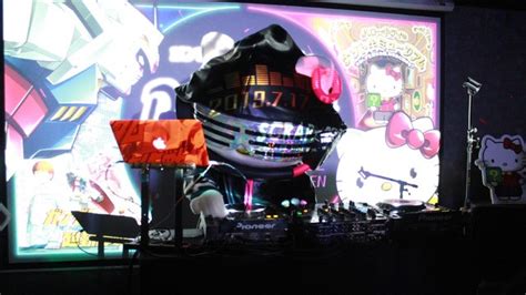 Crunchyroll Hello Kitty Takes On Char In Dj Battle Everyone Wins