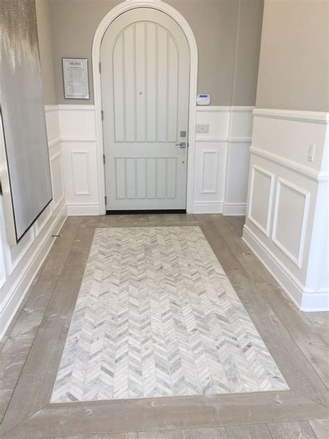 30 Small Entryway Tile Floor Ideas