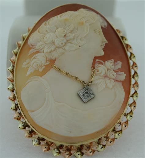 Very Large Antique 14k Gold And Diamond Shell Cameo Pendant Brooch From