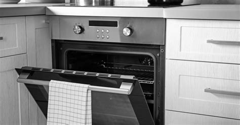 Les fours à chaleur tournante fonctionnement avantages choix entretien