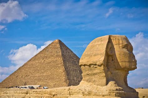 Pyramid Of Khafre And Great Sphinx In Giza Egypt Stock Photo Image