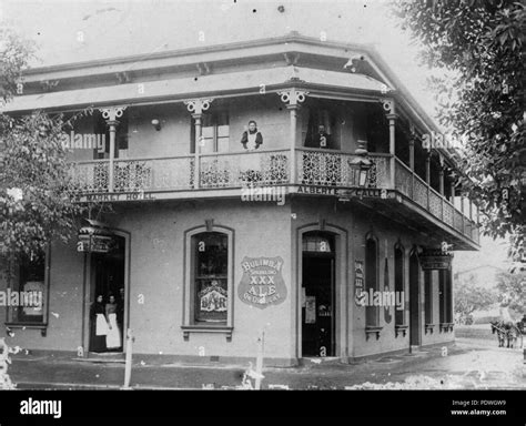 235 Statelibqld 1 160203 Newmarket Hotel On The Corner Of Roma And Ann