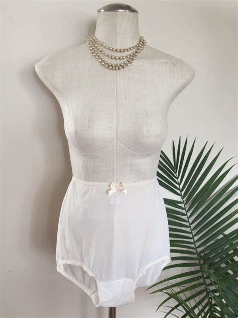 zoe vintage deadstock pinup panties soft ivory nylon retro lingerie by mz jones boudoir