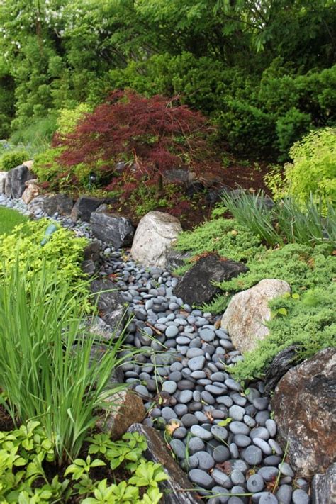 Dry River Bed Landscaping Ideas To Try In 2021 Casa Nostra