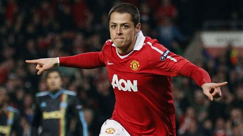 Chicharito hernandez pleacă de la manchester united, dar va juca tot în uefa champions league. El día que Chicharito supo del interés de Manchester ...