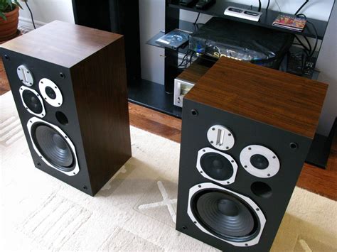Pioneer Hpm 700 Speakers Monitors For Sale Canuck Audio Mart