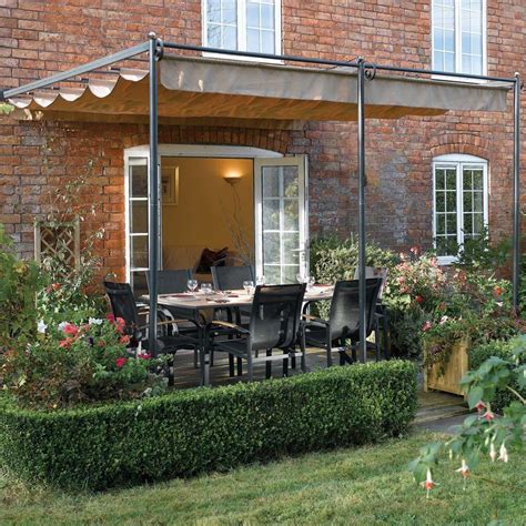 Only a shade canopy can help provide comfort for extended enjoyment. Retractable Shade Canopy For Pergola | Pergola Design Ideas