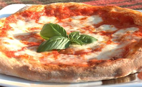 La Pizza Napoletana Diventa Patrimonio Dellumanità