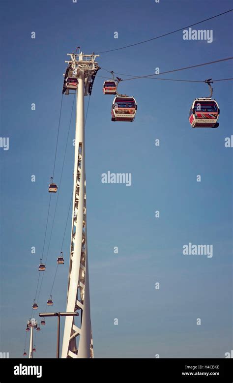 Cable Car Gondola Mast Heaven Stock Photo Alamy