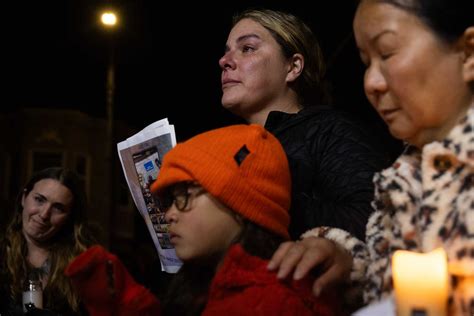 Candlelight vigil for slain S.F. storekeeper draws huge crowd