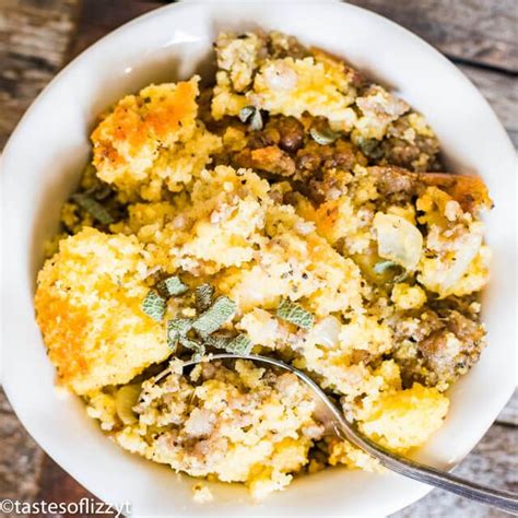 This cornbread is a rare compromise between southern and northern cornbreads: Use leftover cornbread to make a savory sausage cornbread stuffing that is idea… | Stuffing ...