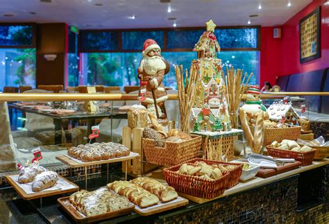Renaissance Kuala Lumpur Hotel: Christmas Eve Buffet Dinner