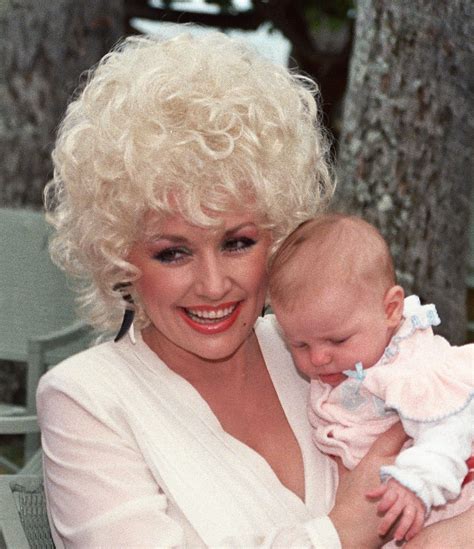 Последние твиты от dolly parton (@dollyparton). Dolly Parton - Simple English Wikipedia, the free encyclopedia