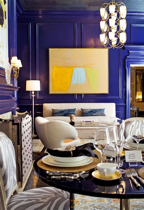 This diy wall art idea for living room goes well with white and grey coloured interior. Decorating Ideas: Unique Living Rooms | Traditional Home