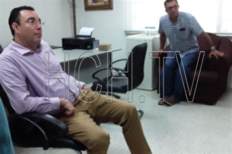 This is the profile site of the manager nelson acosta. Momento en que #LuisZelaya se entera de asesinato del ...
