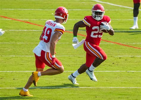 Best Photos From Kansas City Chiefs 1st Padded Training Camp Practice