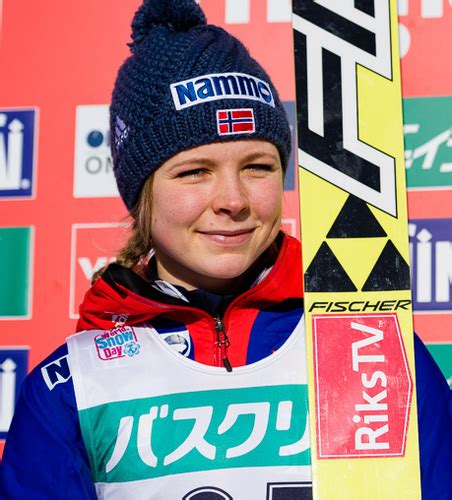 Maren lundby (nacida el 7 de septiembre de 1994) es una saltadora de esquí noruega. Hopp Berkutschi.com - Seier til Maren Lundby i Sapporo ...