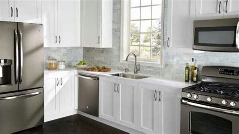 Dark cabinets with slate appliances. Pin by Devan Rose on For the Home | Slate kitchen, Slate ...