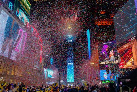 How To Watch The Times Square Ball Drop For Free—and Without Cable New Years Eve 2023