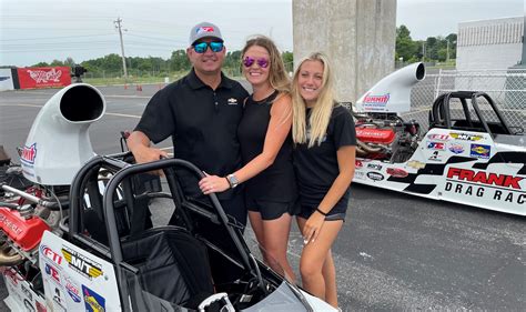 Nhra Champ Robert Hights Daughter Autumn Finishes Super Comp Course