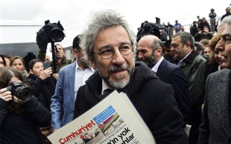 Turkey Issues New Warrant For Exiled Journalist Can Dundar Middle
