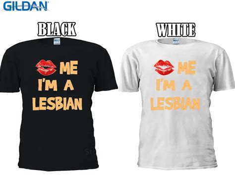Cheap T Shirts Funny Kiss Me Im A Lesbian Sexi Lips Crew Neck Short