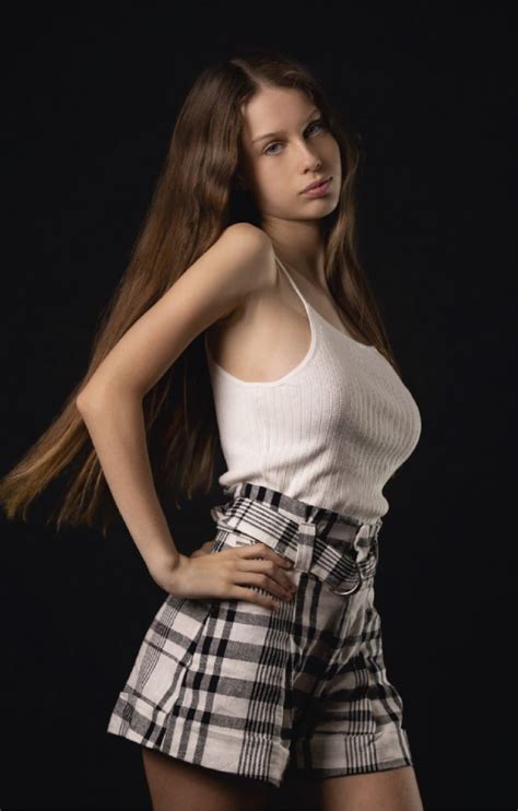 Mireia Sansaloni / Actriz y modelo juvenil / Ghomafilms